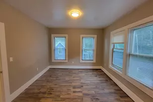84 N Main St, Grafton, MA 01519 - Photo 4