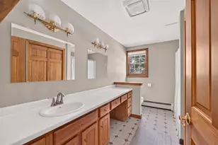 32 Slades Farm Ln, Dartmouth, MA 02748 - Photo 32