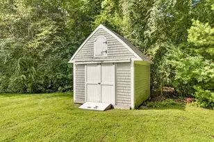 32 Slades Farm Ln, Dartmouth, MA 02748 - Photo 36