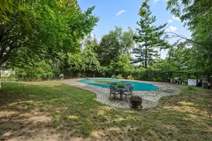 25 Kenwood Ave, Worcester, MA 01605 - Photo 38