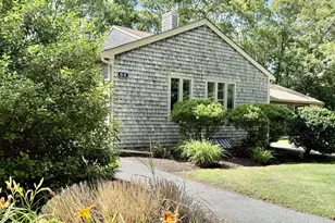 66 Woodland Trail, Falmouth, MA 02536 - Photo 2