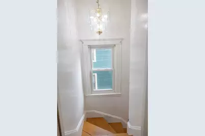 581 South Street #2, Boston, MA 02131 - Photo 2