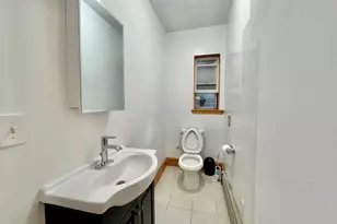 558 Washington St, Boston, MA 02135 - Photo 10