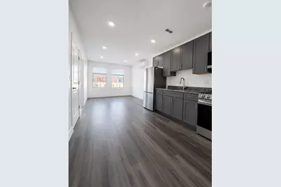 585 Essex St #722, Lynn, MA 01901 - Photo 1