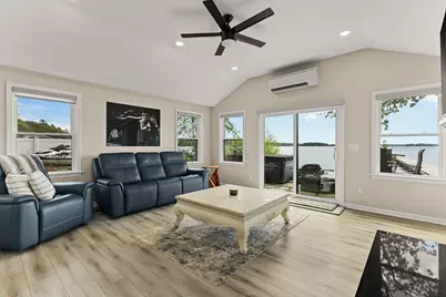 17 Shore Ave, Lakeville, MA 02347 - Photo 10