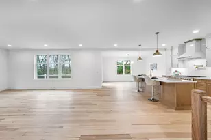 49 Balsam Hl Rd, Ludlow, MA 01056 - Photo 10