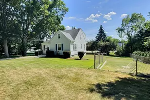 53 Davis Ave, Norwood, MA 02062 - Photo 14