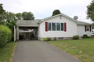 13 Narragansett Blvd, Chicopee, MA 01013 - Photo 1