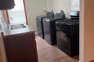 109 Ash St, Fall River, MA 02724 - Photo 4