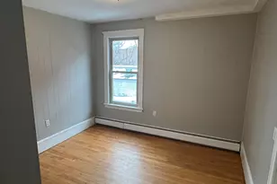 135 Lafayette Square, Haverhill, MA 01832 - Photo 10