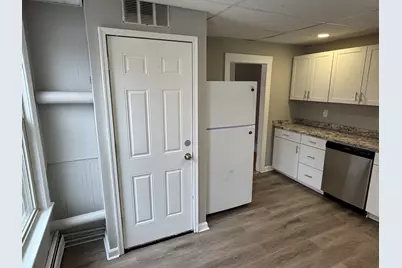 135 Lafayette Square #2R, Haverhill, MA 01832 - Photo 6