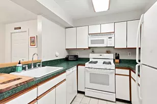 26 School St, Hull, MA 02045 - Photo 8