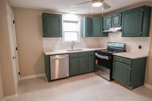 109 Powell Ave, Springfield, MA 01118 - Photo 8