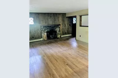 155 Concord St, Ashland, MA 01721 - Photo 4