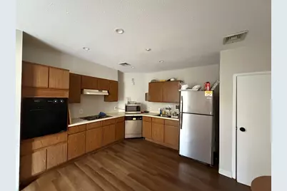 321 Central St #304, Lowell, MA 01852 - Photo 4