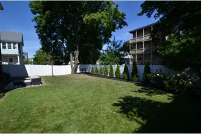 44 Wellsmere Rd, Boston, MA 02131 - Photo 6