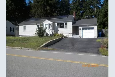 214 Grove Ave, Leominster, MA 01453 - Photo 1
