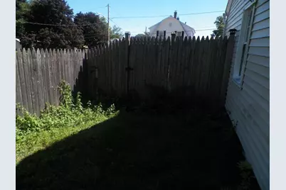 214 Grove Ave, Leominster, MA 01453 - Photo 28