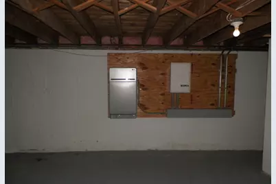 214 Grove Ave, Leominster, MA 01453 - Photo 14