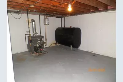 214 Grove Ave, Leominster, MA 01453 - Photo 16