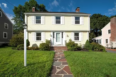 88 Elm St, Milton, MA 02186 - Photo 2