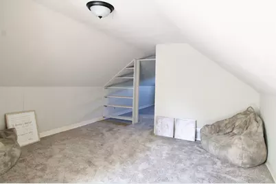 137 Cloran St, Springfield, MA 01109 - Photo 30