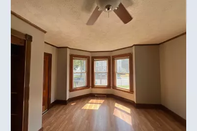 35 Third, Leominster, MA 01453 - Photo 4