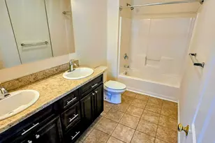 14 Dexter St, Worcester, MA 01607 - Photo 8