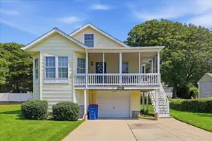 129 Balsam St, Fairhaven, MA 02719 - Photo 2