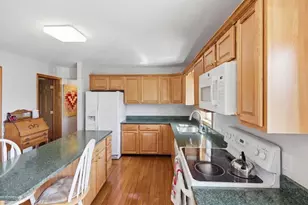 129 Balsam St, Fairhaven, MA 02719 - Photo 12