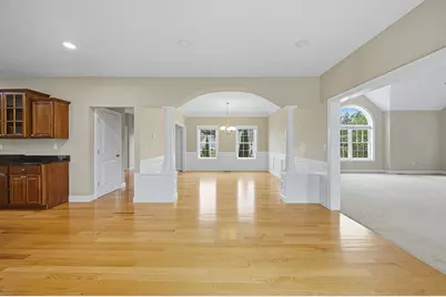 52 Regency Dr, Dracut, MA 01826 - Photo 12