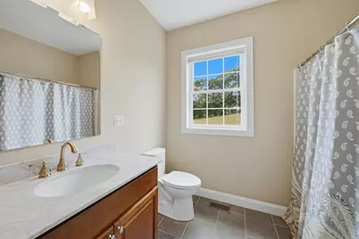 52 Regency Dr, Dracut, MA 01826 - Photo 16