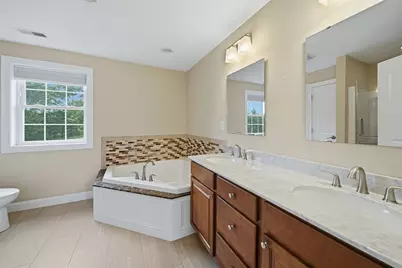 52 Regency Dr, Dracut, MA 01826 - Photo 24