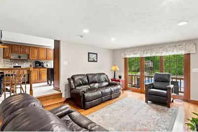 60 Valleyview Rd, Bellingham, MA 02019 - Photo 6