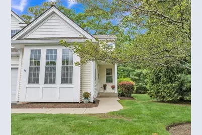 16 Linkside Ct #16, Northbridge, MA 01534 - Photo 4