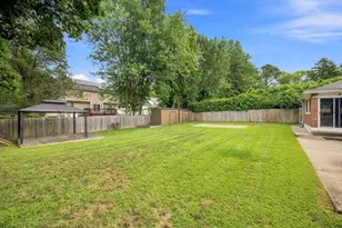 63 Martel Rd, Springfield, MA 01119 - Photo 10