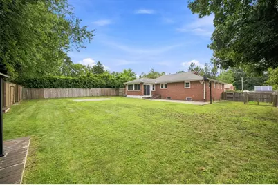 63 Martel Rd, Springfield, MA 01119 - Photo 8
