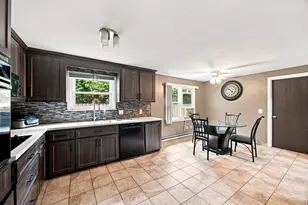 63 Martel Rd, Springfield, MA 01119 - Photo 14