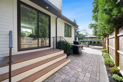 64 Auburn St #64, Newton, MA 02466 - Photo 32