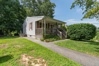 127 Kenmar Dr, Somerset, MA 02726 - Photo 4
