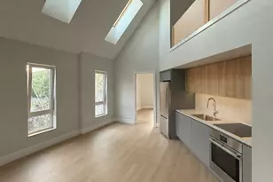 27 Kenilworth St, Boston, MA 02119 - Photo 2