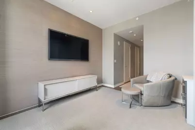 580 Washington St #PHE, Boston, MA 02111 - Photo 16