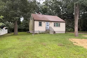 16 Assonet Blvd, Freetown, MA 02702 - Photo 1