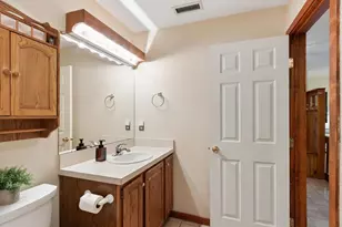 1 Victoria Dr, Auburn, MA 01501 - Photo 18