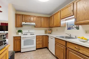 1 Victoria Dr, Auburn, MA 01501 - Photo 14