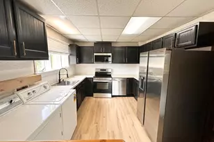 202 N Quarry St, Dartmouth, MA 02747 - Photo 4