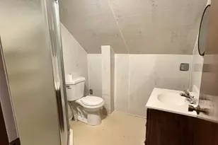 202 N Quarry St, Dartmouth, MA 02747 - Photo 10