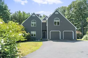 39 Stuart Rd, Rochester, MA 02770 - Photo 1