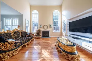 300 Crownshield Ave, Uxbridge, MA 01569 - Photo 6