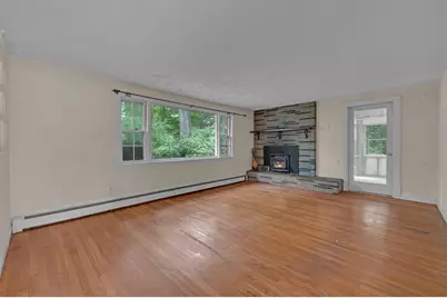 21 Wells Park Rd, Sturbridge, MA 01566 - Photo 2